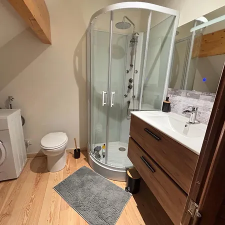 펜션 Maisonnette De Village Larroque-Toirac