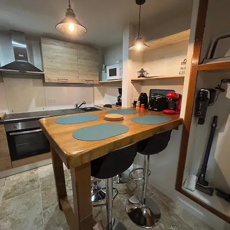 Maisonnette De Village 펜션 Larroque-Toirac